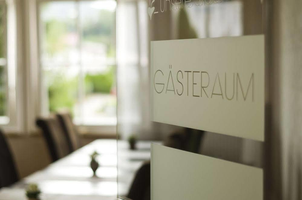 Gaestehaus "Unsere Stadtvilla" Hechingen Luaran gambar
